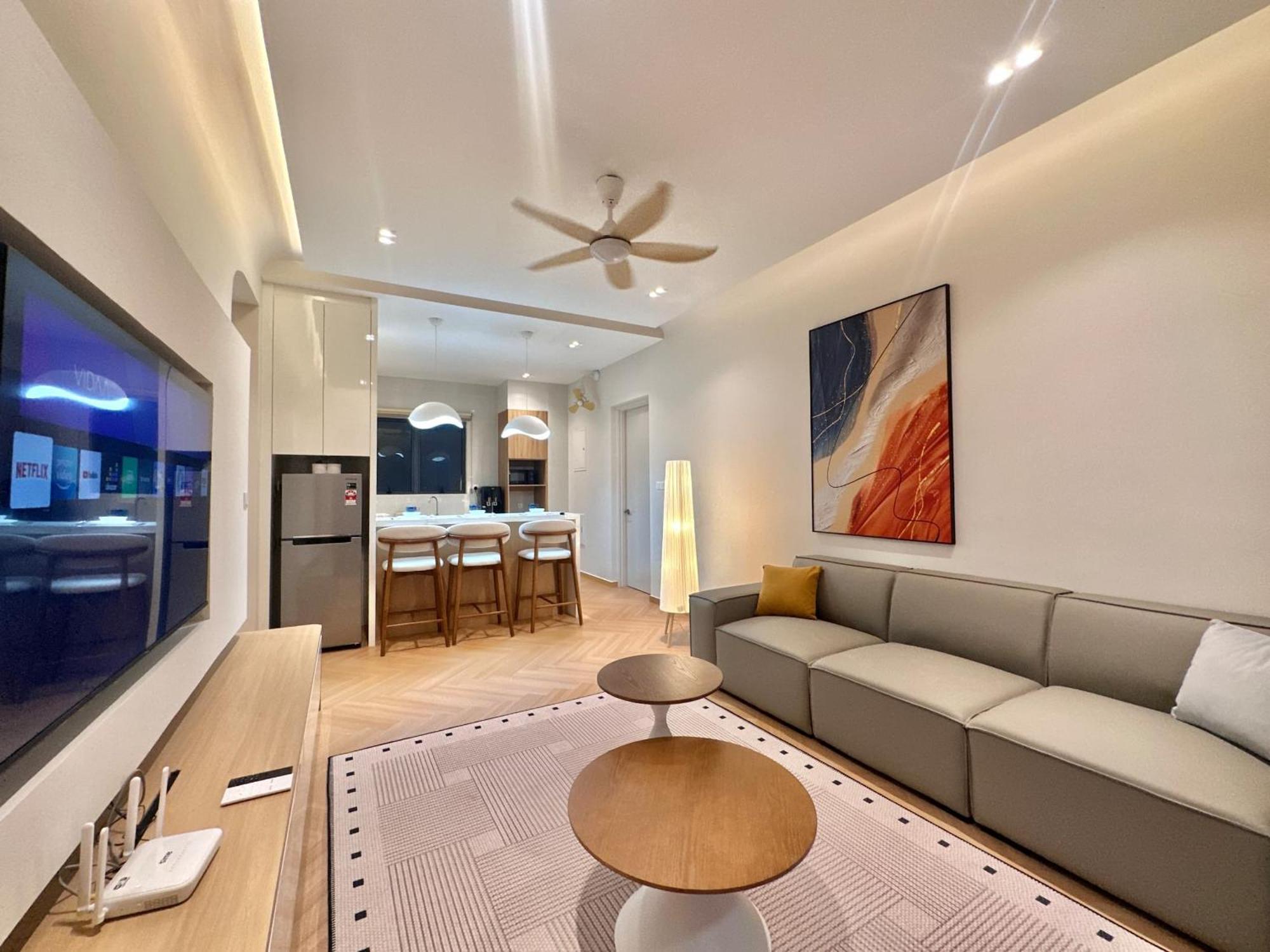 Luxury Seaside Retreat Pangsapuri *