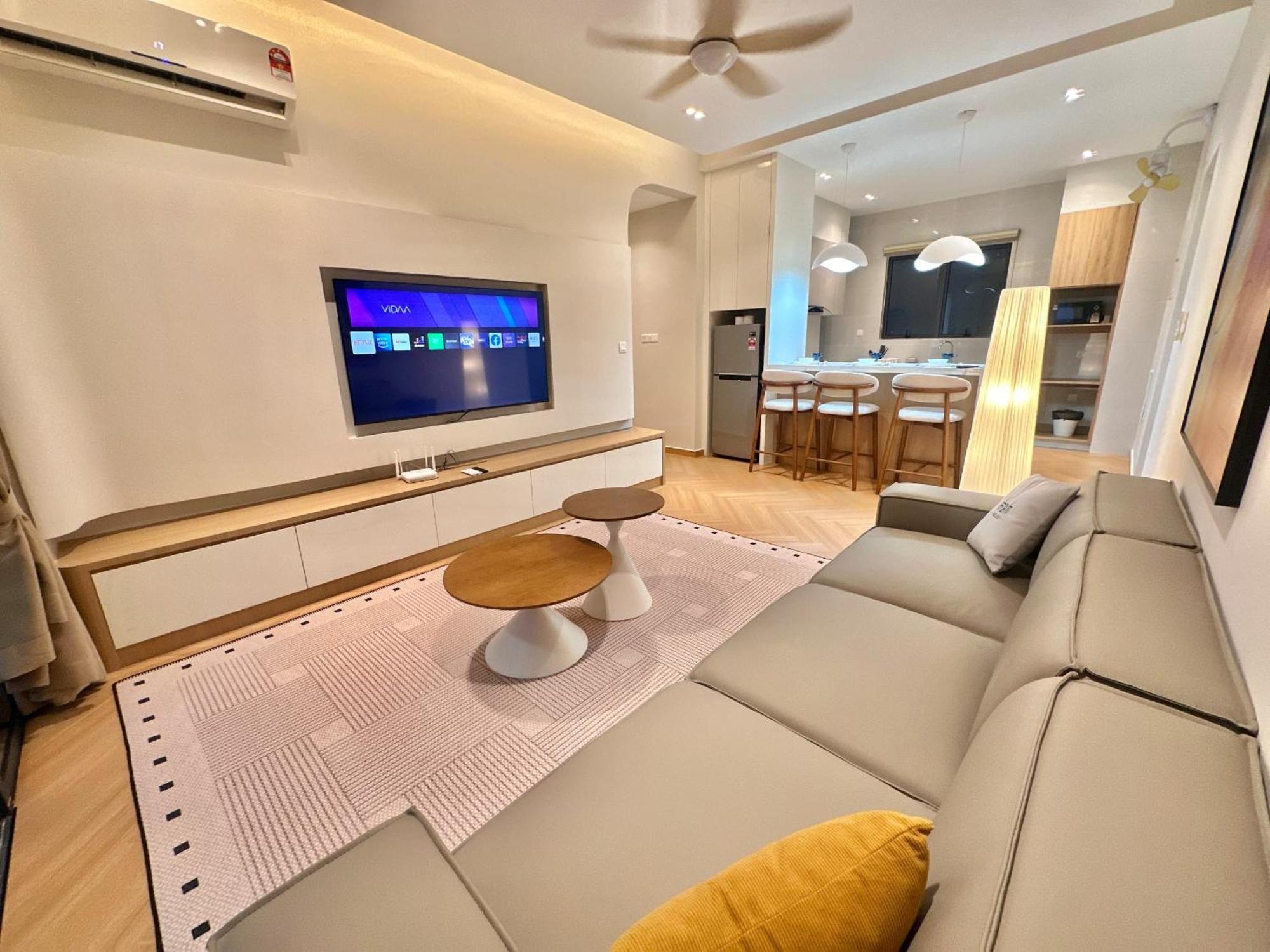 Luxury Seaside Retreat Pangsapuri